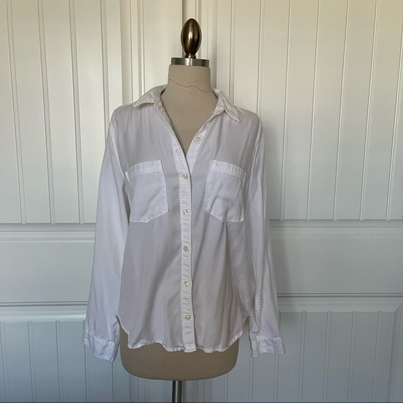 Abercrombie & Fitch Tops - Abercrombie White Button Down Shirt